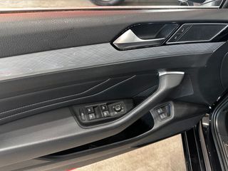 Volkswagen Passat Variant GTE 1.4 TSI e-Power 115kW + 85kW