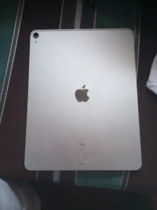 Tablet Negra y Plateada