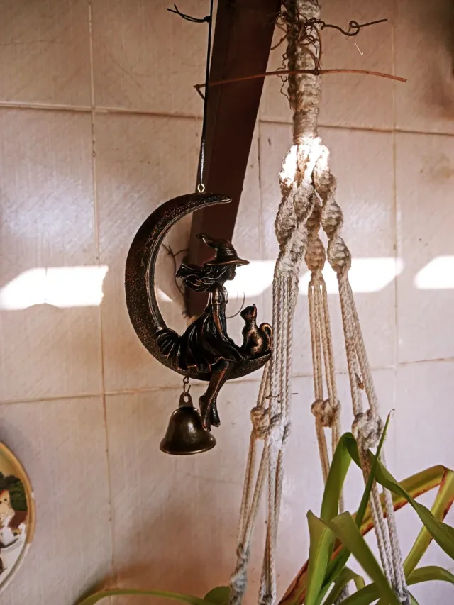 Campanilla Noche de Brujas Luna y Gato