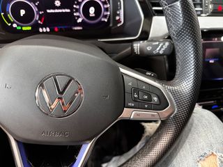 Volkswagen Passat Variant GTE 1.4 TSI e-Power 115kW + 85kW