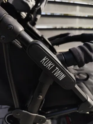 Cochecito gemelar Baby Monsters