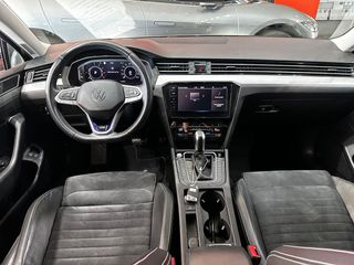 Volkswagen Passat Variant GTE 1.4 TSI e-Power 115kW + 85kW