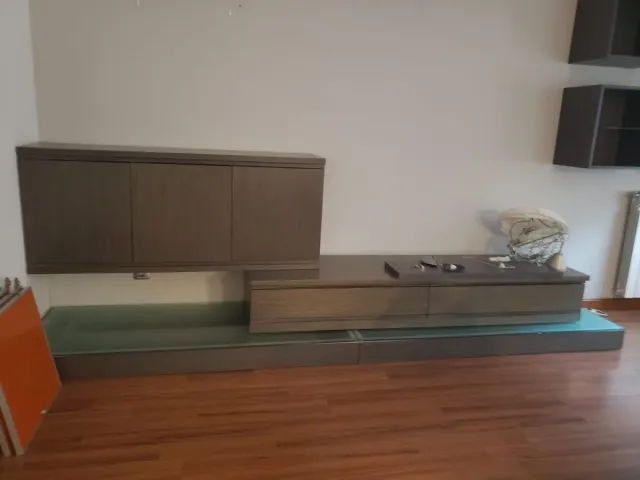 Mueble de salón con luz