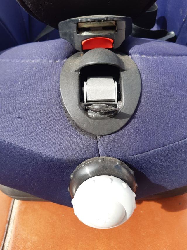 2 Sillas coche bebé. Se venden por separado tambie