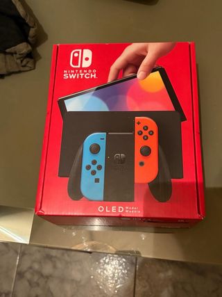 Nintendo Switch OLED sin estrenar