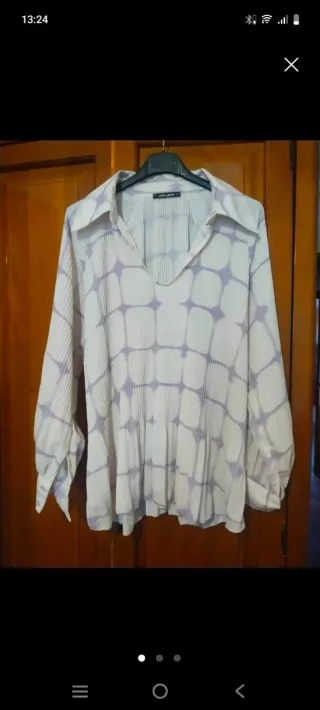 Blusa manga larga estampada