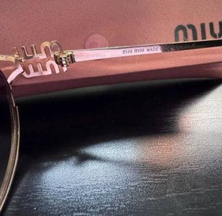 Gafas de sol Miu Miu doradas y rosas
