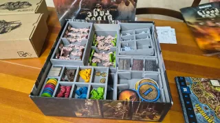 Blood Rage + 2 espansioni + organizer