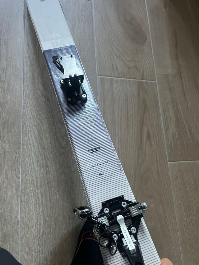 Esquís Atomic Backland 78