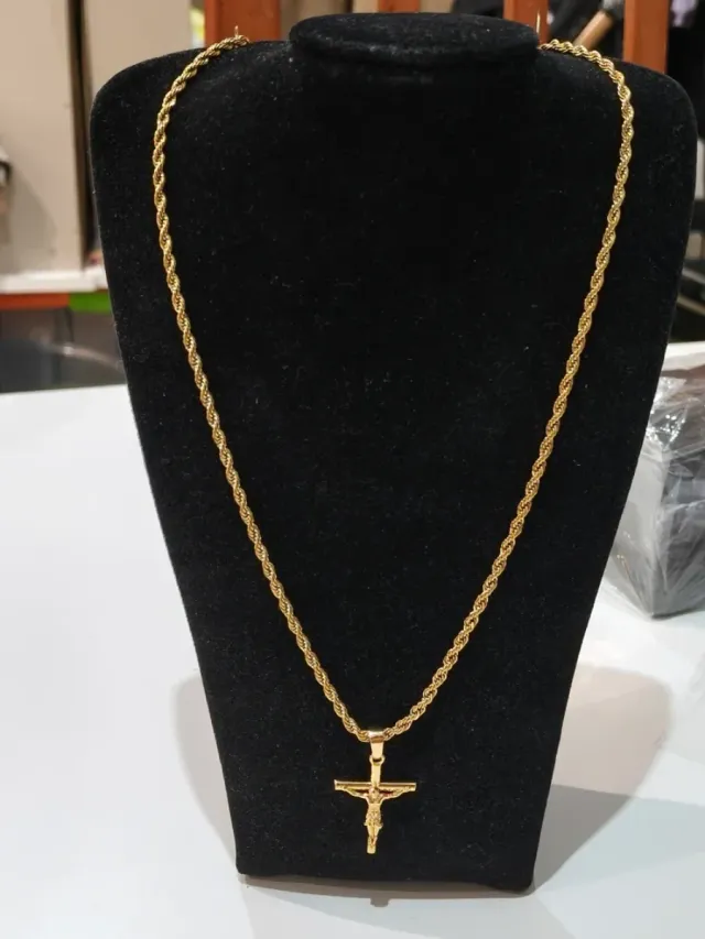 Cordón laminado en  18k 60cm