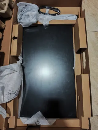 Dell U2719DC 27 QHD IPS Monitor