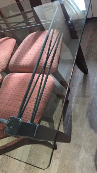 Mesa comedor de forja, madera y cristal. Astorga