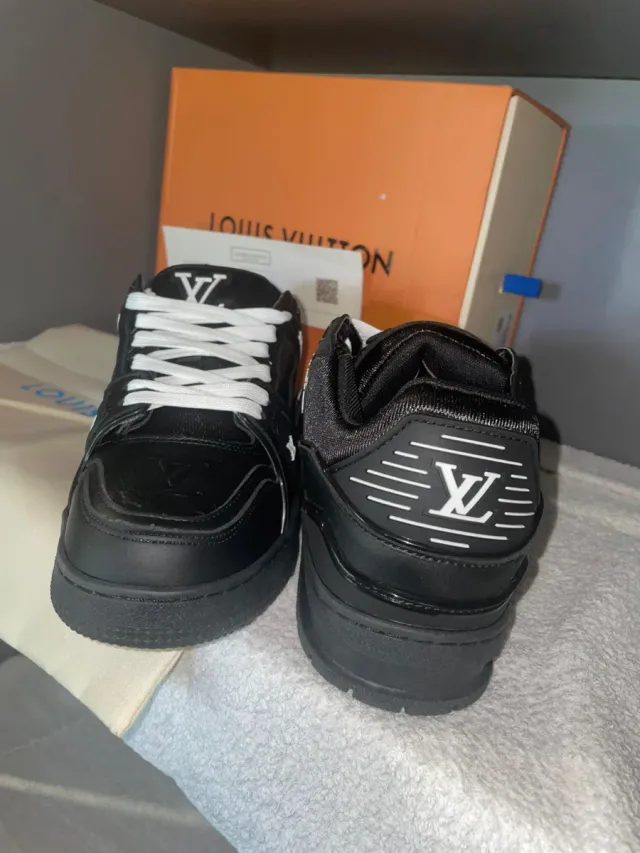 Sneakers Louis Vuitton Nere