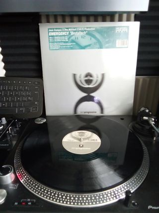 EMERGENCY - BRUTALTECH - VINILO REMEMBER