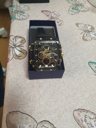 Reloj SMAEL Negro y Dorado