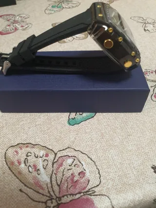 Reloj SMAEL Negro y Dorado