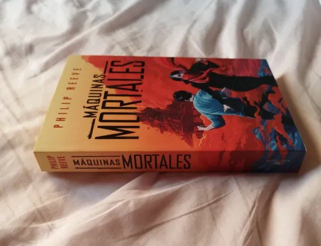 Libro Máquinas mortales (Mortal Engines 1)
