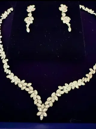 Conjunto Swarovski Flores Plata