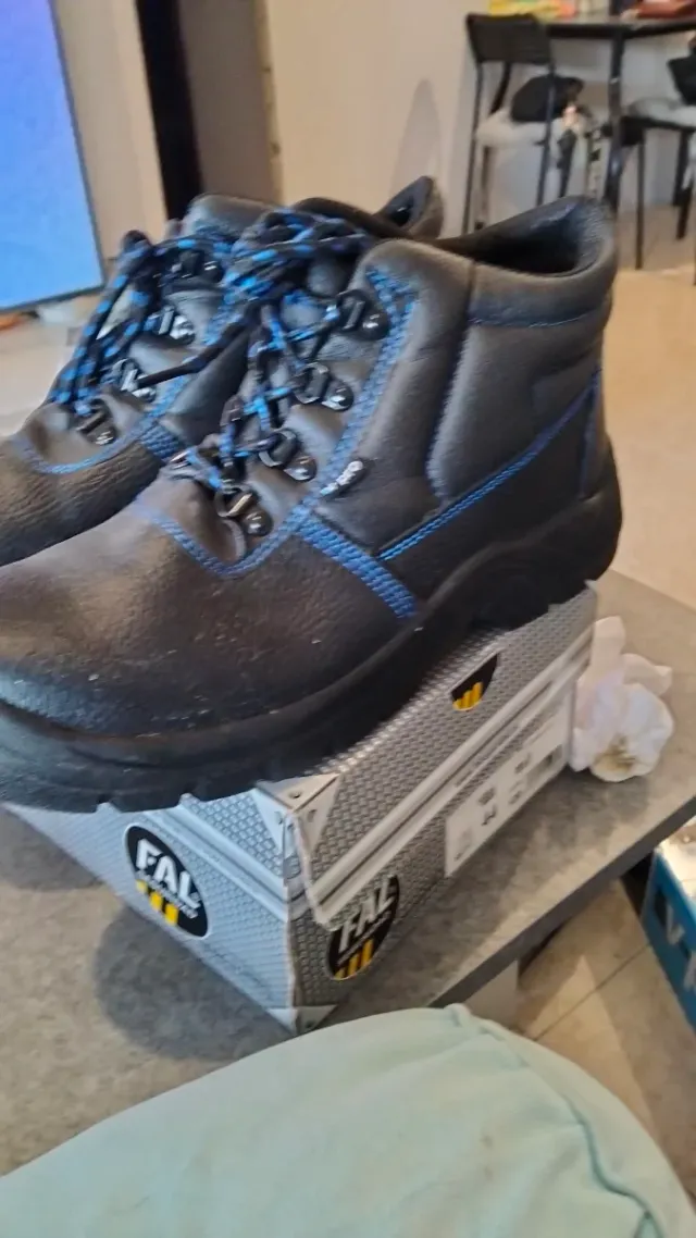 Zapatos de trabajo negros