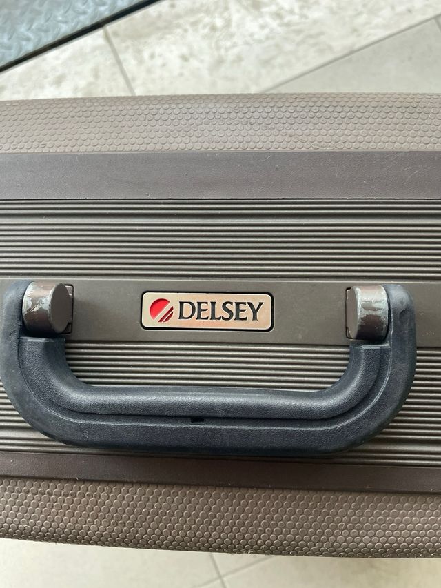 Valigia rigida grigia