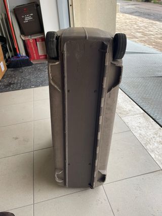 Valigia rigida grigia