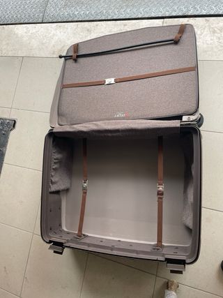 Valigia rigida grigia