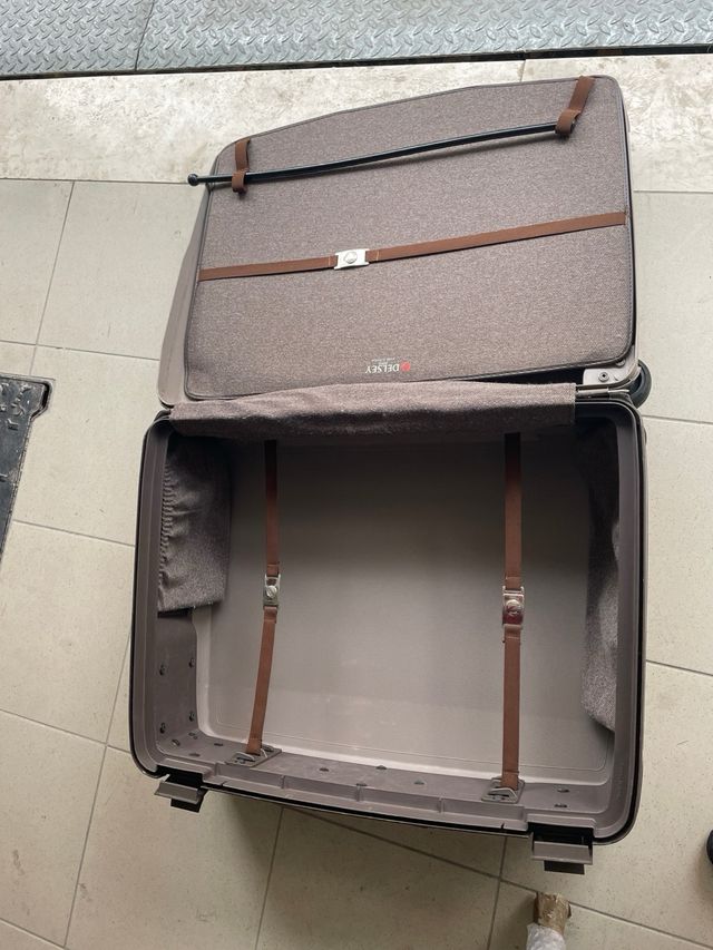 Valigia rigida grigia