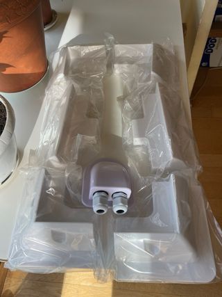 Conector estanco y soportes para panel solar