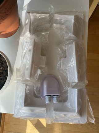 Conector estanco y soportes para panel solar