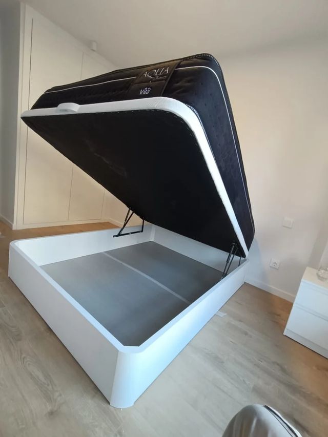 Offerta speciale su letti e armadi! Mobili di qualità al miglior prezzo... senza pagare in anticipo!