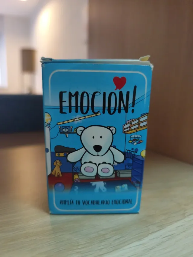 Juego de tarjetas emoción