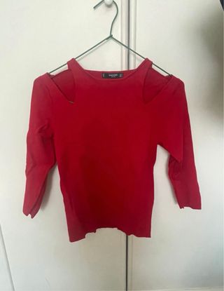 Mango Top Rojo Hombros Descubiertos