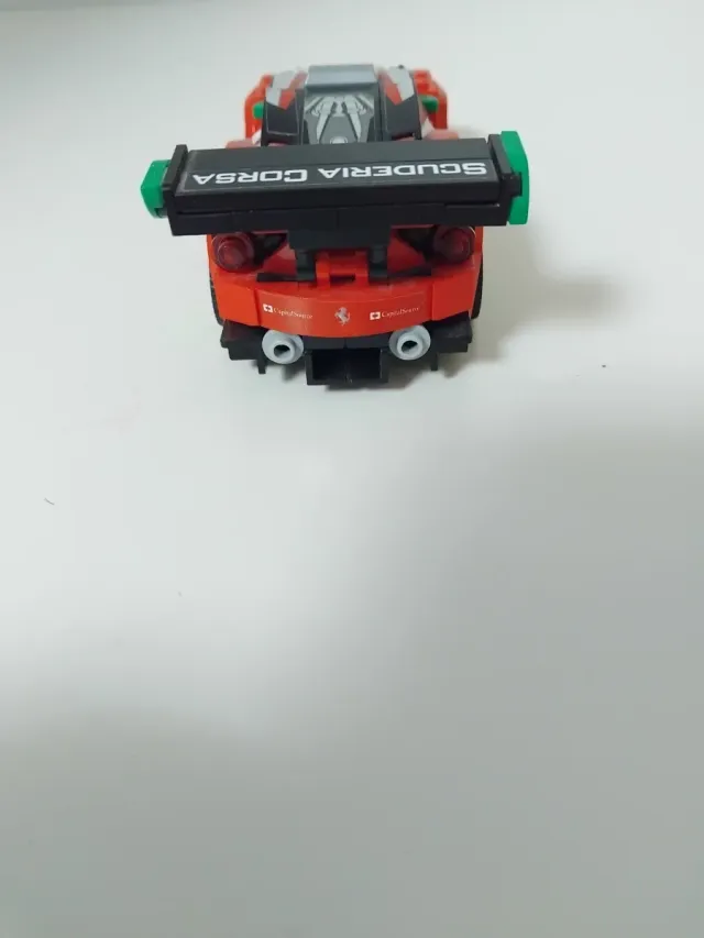 Lego Ferrari 75886