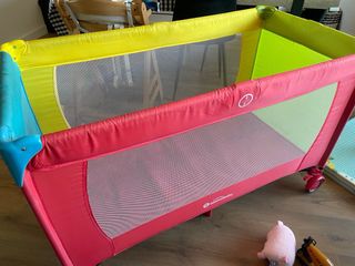 Cuna de viaje / Parque infantil