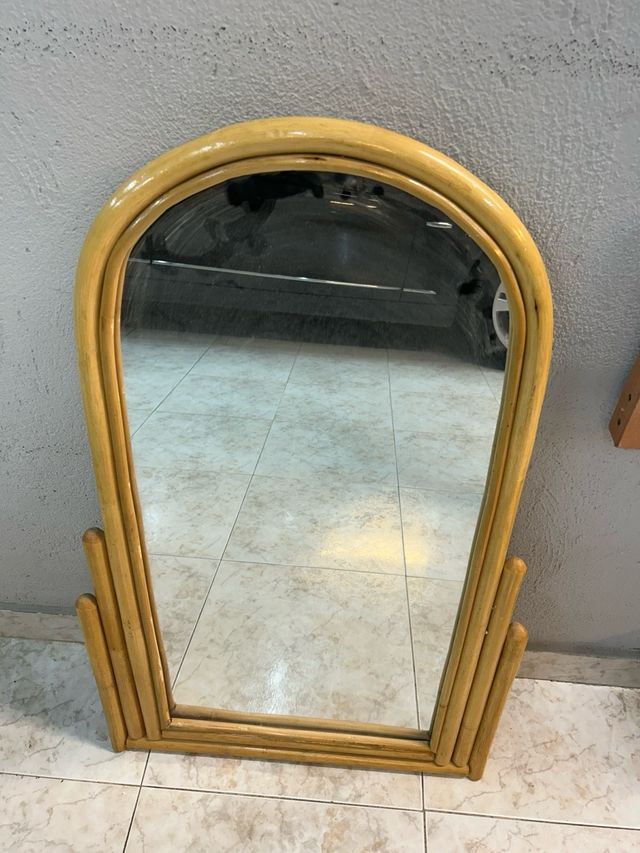 Specchio rotondo in vimini beige e marrone