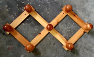 Appendiabiti vintage in legno e bambù