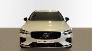 Volvo V60 B4 PLUS DARK 02/2025