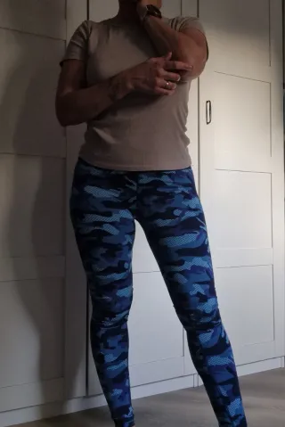 Leggings Zumba Camuflaje Azul T.S. Solo envíos.