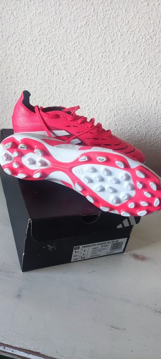 Botas de fútbol Adidas Predator césped sintético