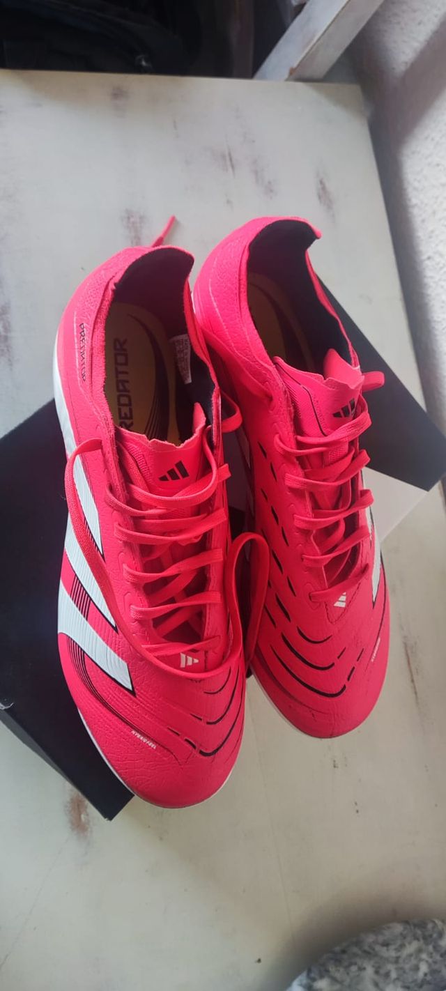 Botas de fútbol Adidas Predator césped sintético