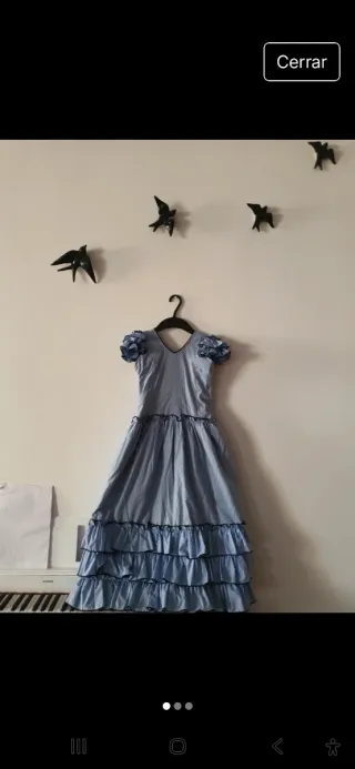 Traje de flamenca azul con volantes. Talla 8.