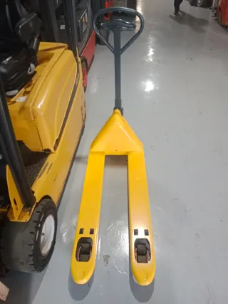 Transpaleta manual Jungheinrich