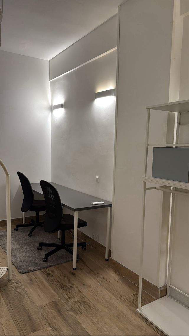 Estudio en alquiler - Estación del Carmen