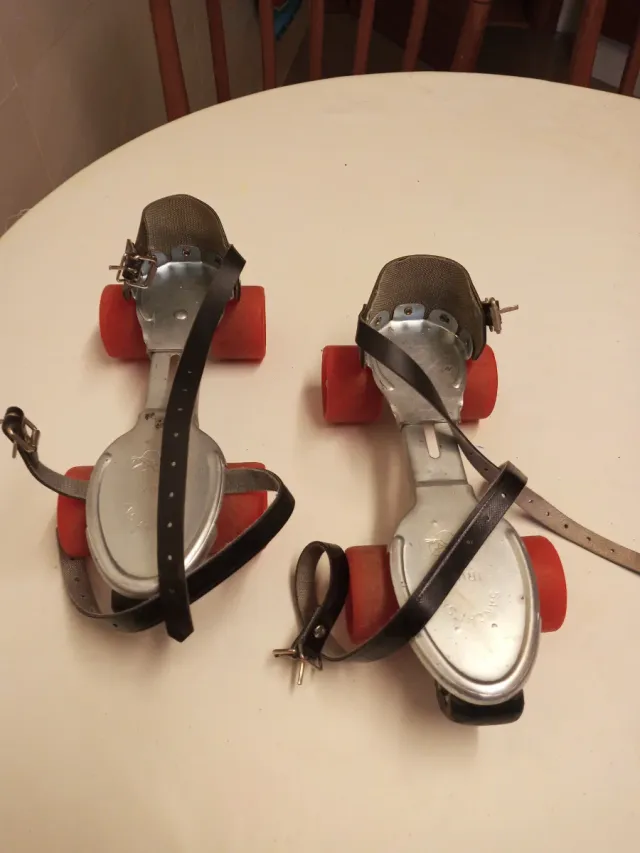 Patines de ruedas vintage. Talla 37 y 38