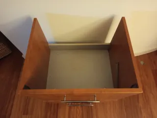 Mueble de baño de madera