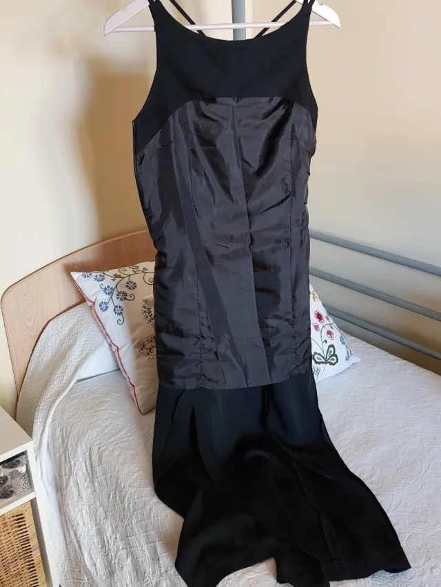 Vestido largo negro tirantes cruzados