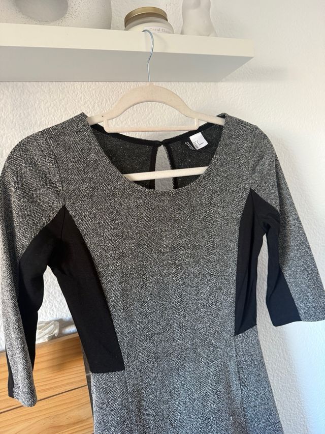 Vestido manga francesa gris y negro