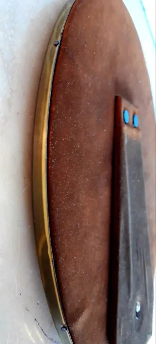 Cornice ovale classica in metallo dorato