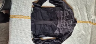 Cortavientos Kalenji Negro y Gris