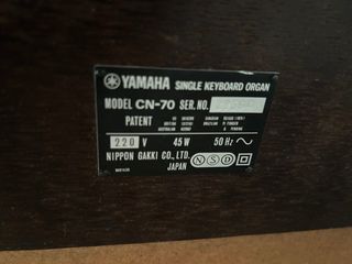 Piano Yamaha Vintage